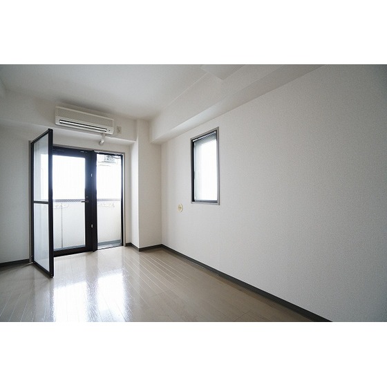 宮崎ビル0706号室 居室