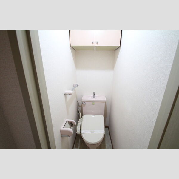 フォーラム北綾瀬 トイレは温水洗浄暖房便座!