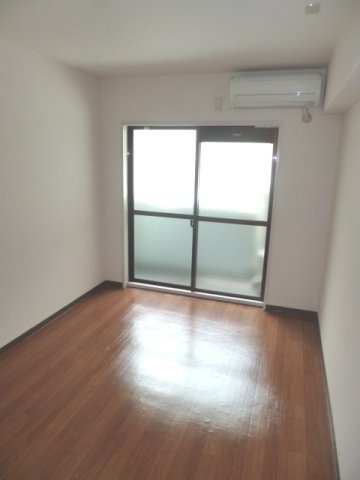 ラ・レジダンス・ド・エチュード リビング