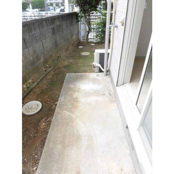 ジュネパレスシオン0101号室 バルコニー