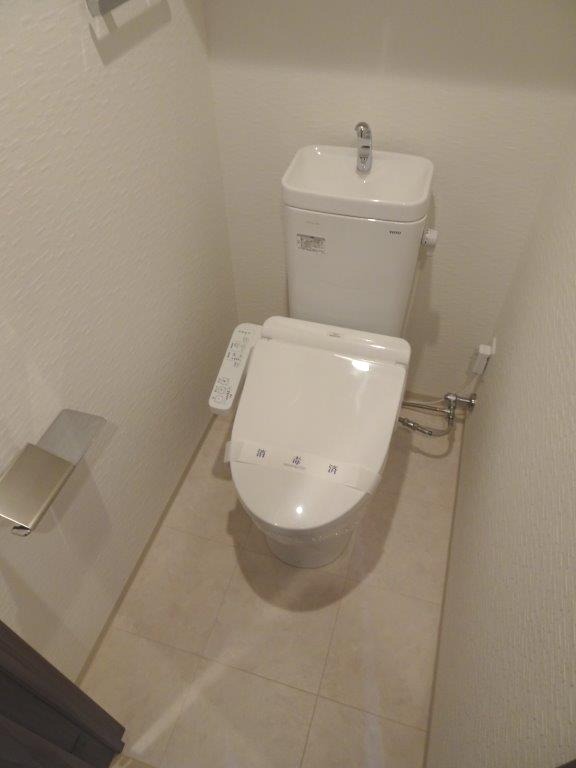 クレイシア板橋本町7階 トイレ