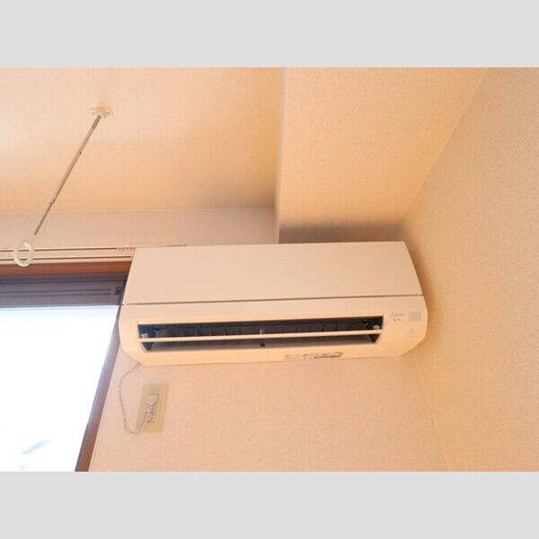 アーバンヒルズ203号室 エアコン