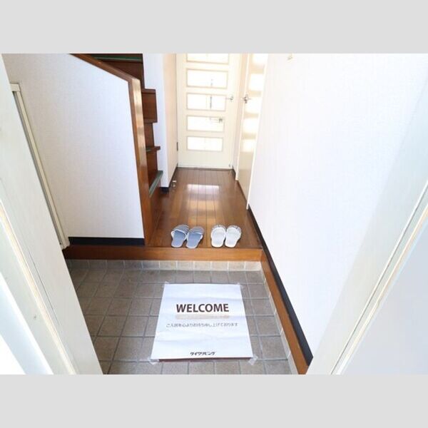 アーバンクレストⅢ　B 玄関