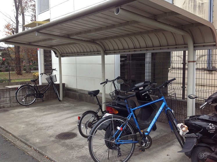 レオパレスコートデレモングラス310号室 駐輪場