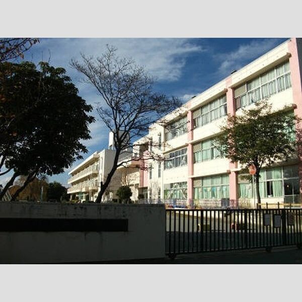 愛花夢　1号館 幡羅小学校 6分