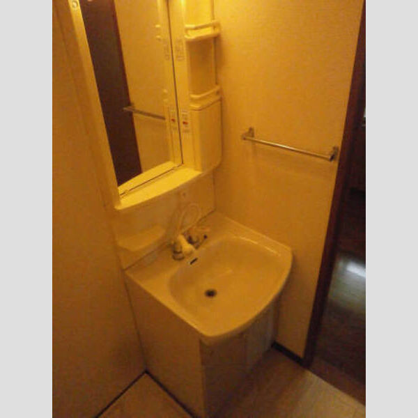 サンモール ワタナベ 洗髪洗面化粧台