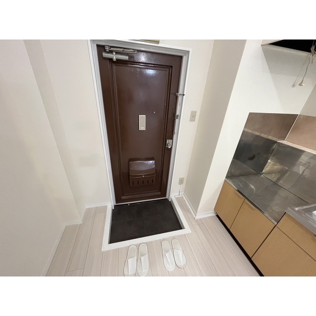 ファミール希望ヶ丘102号室 玄関