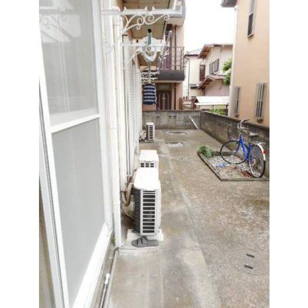 ハイツ創英 バルコニー