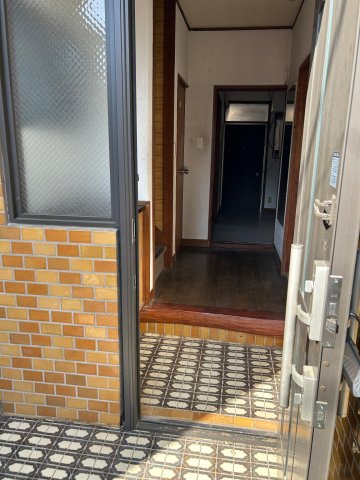 クラフトハウス荒幡 玄関