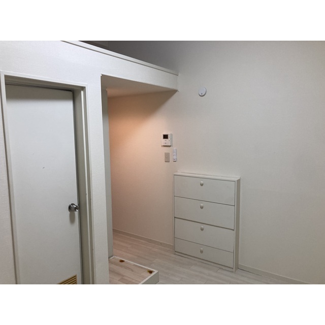 カレッジ志木101号室 リビング