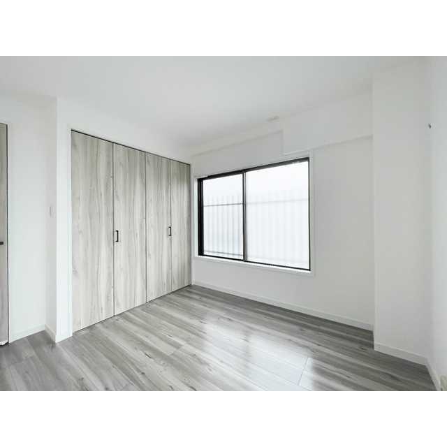 第六竹石マンション301号室 内観