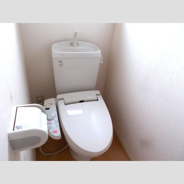 Rose Court 温水洗浄暖房便座付トイレ