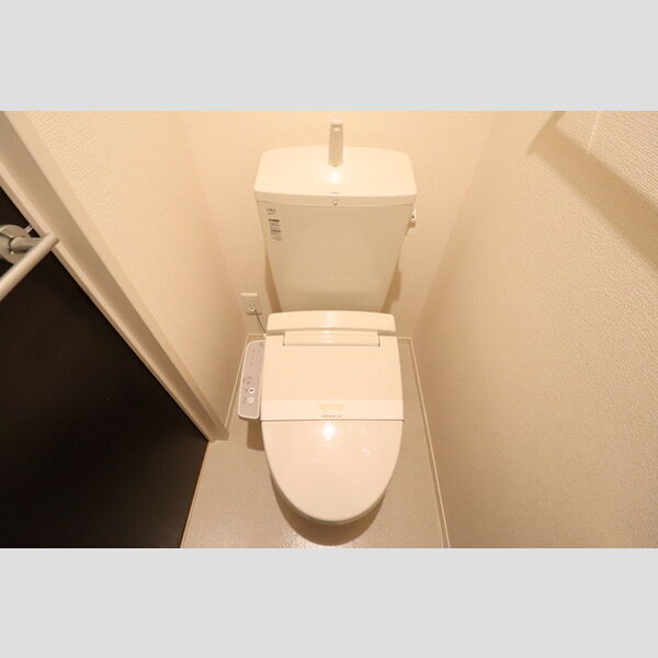 グレイスコート102号室 温水洗浄暖房便座