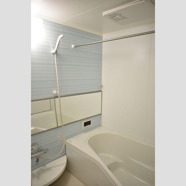 ウィスタリア　G バス