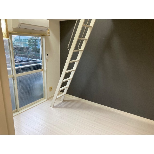 西川口第40レジデンス リビング