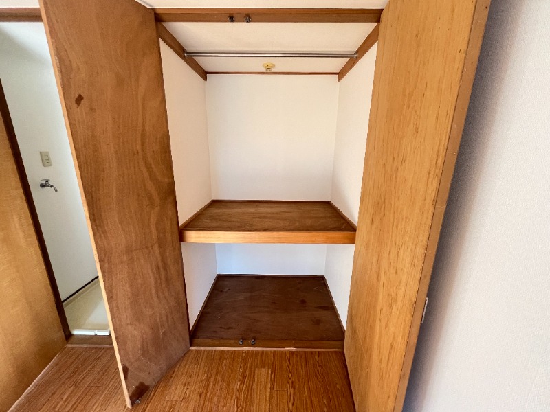 第２エスポワールＡＳＡＨＩ2階 収納