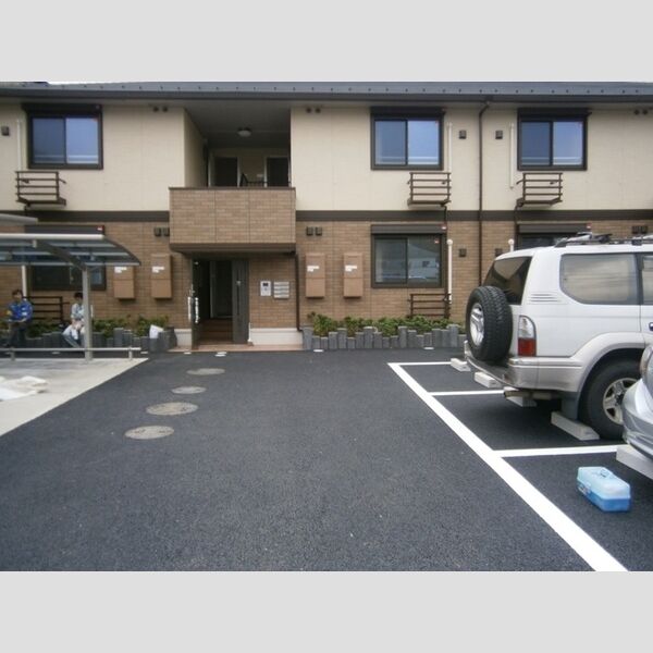 ベルテ東豊田 駐車場