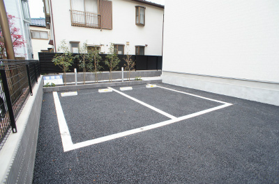 リブリ・OUSEI 駐車場