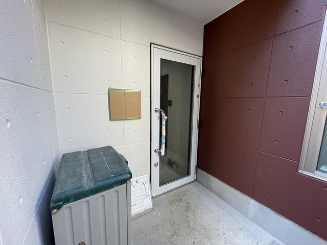 ＰＩＮＥＳ平和台0301号室 エントランス