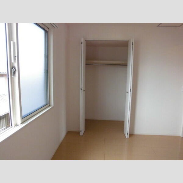 キャピタル 洋室のクローゼット