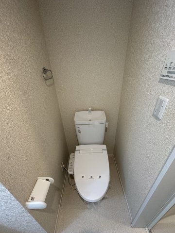 ブランシェ永田南101号室 トイレ