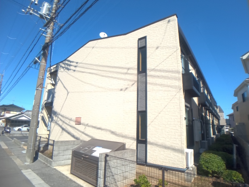 レオパレスフォーブル２１Ａの外観画像