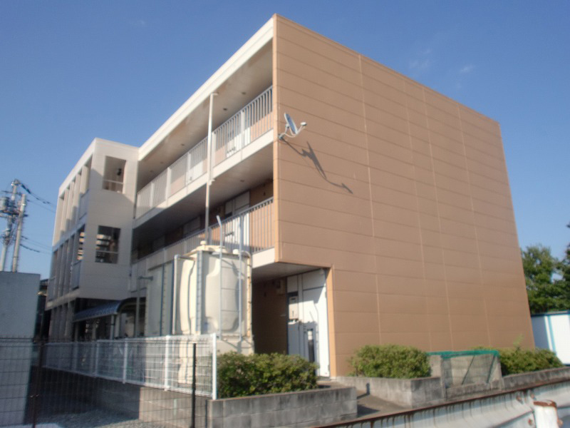 レオパレスドミール大和の外観画像