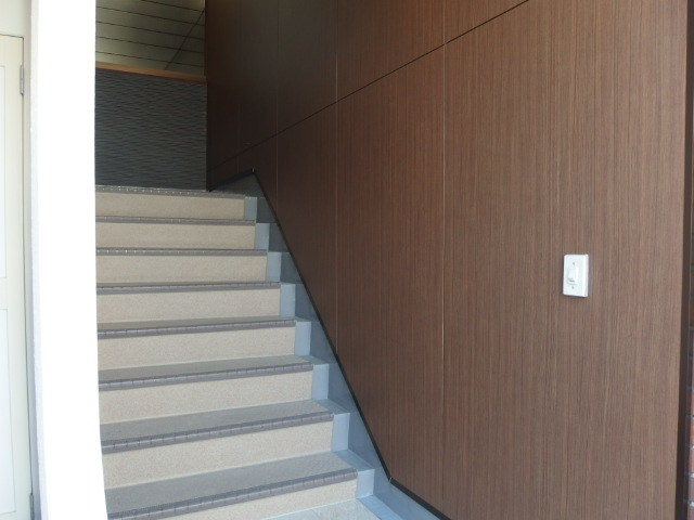 勇吉サンハイツ 共用階段