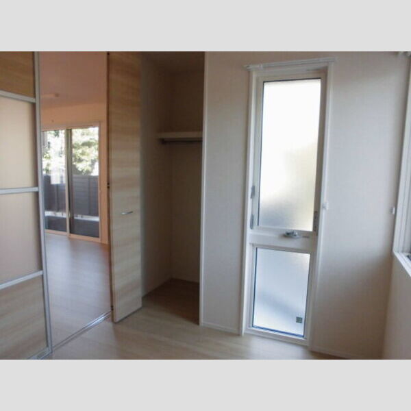 スターリィ・コート大倉山 洋室3.8帖