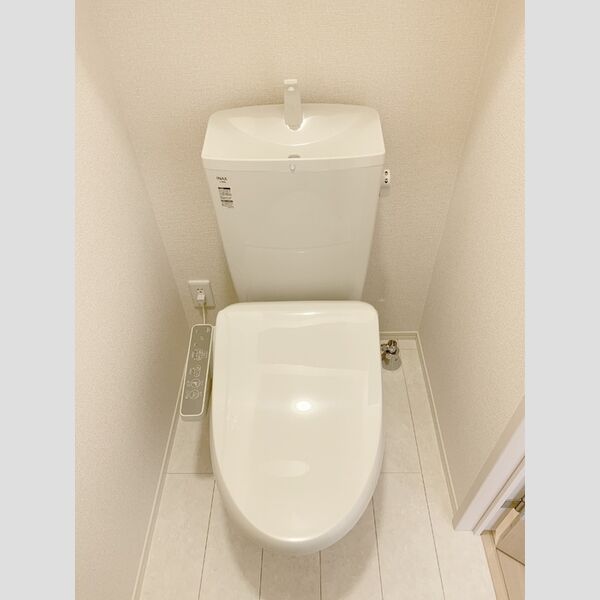 フルール・ド・スリジェⅢ 温水洗浄暖房便座