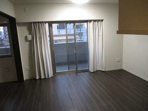 ライオンズ田端アートレジデンス リビングダイニング