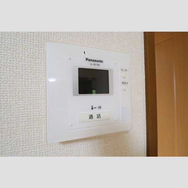 スマイルコート　3番館202号室 TVインターホン