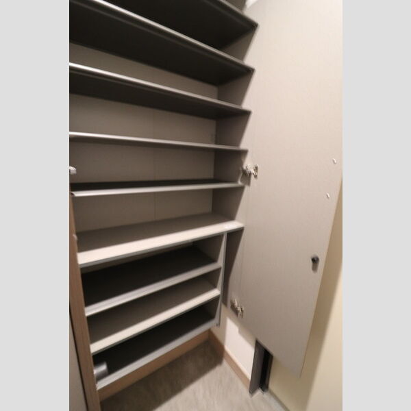 Noble villa浦和美園103号室 シューズボックス