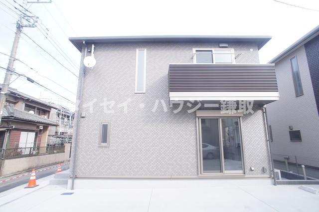 ファミエ寒川 外観