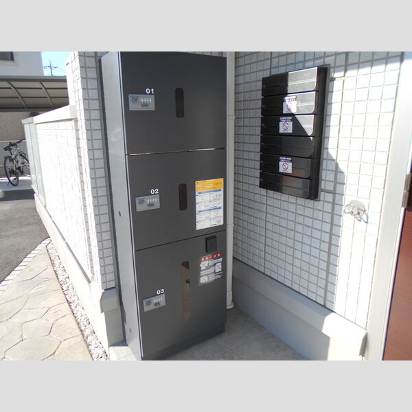 Le blanc Ⅰ301号室 宅配ボックス