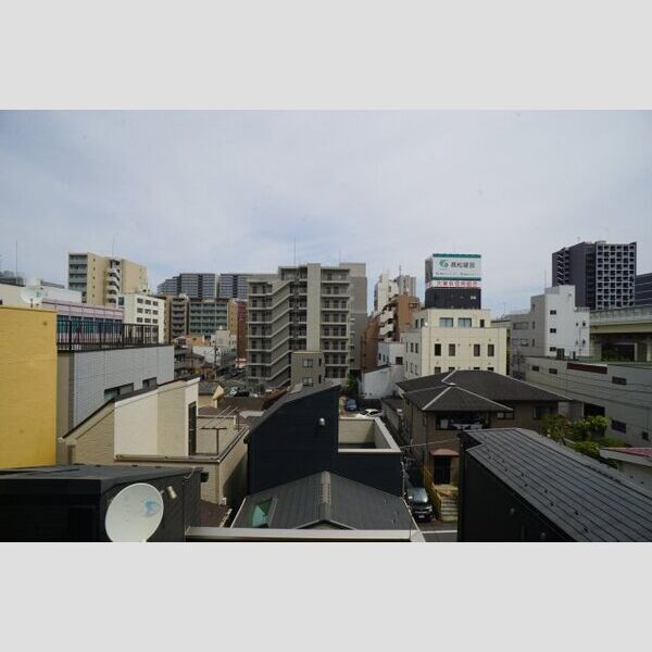 プライムメゾン亀戸503号室 バルコニーの眺望です☆