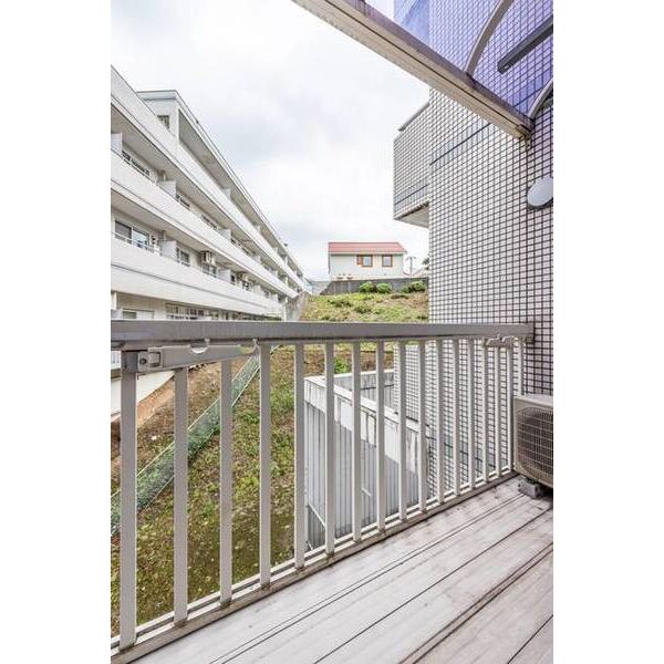 ラ・レジダンス・ド・鷺沼0214号室 バルコニー