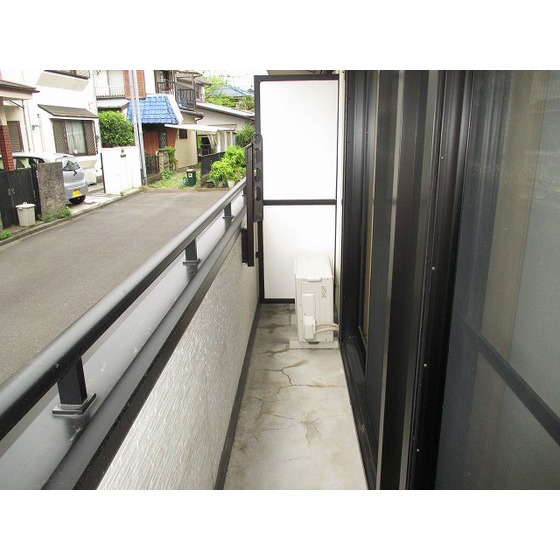 シーズン・シティ0101号室 バルコニー