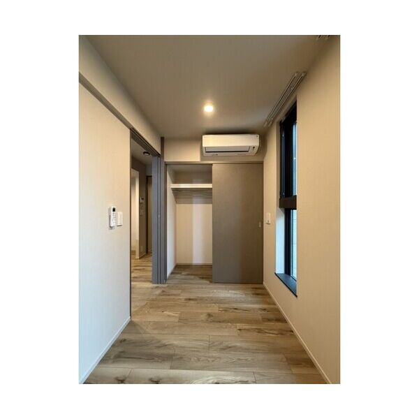The　Residence　Ichigayadaimachi302号室 リビング