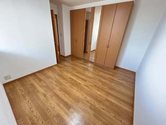 クレメント駒木Ｂ 洋室