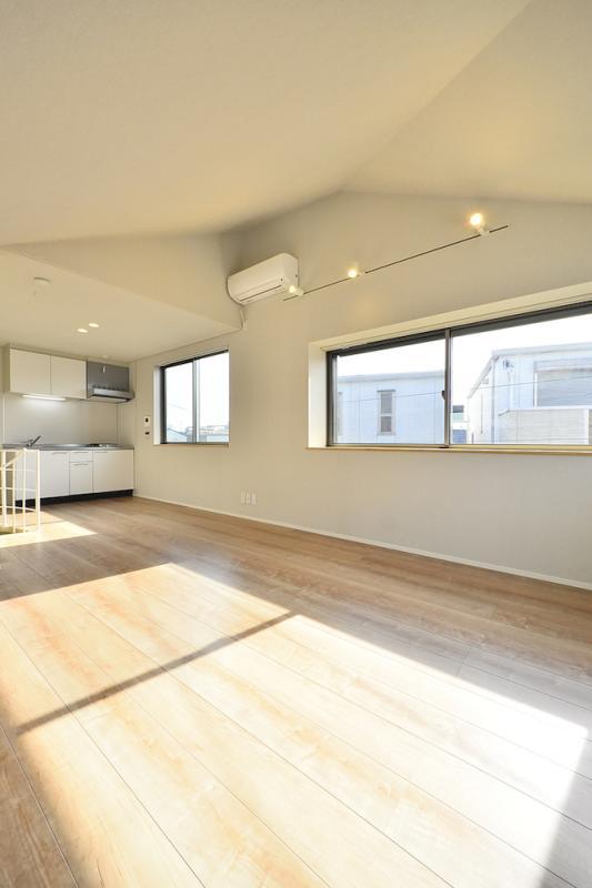 グランエッグス千歳烏山S3階 収納