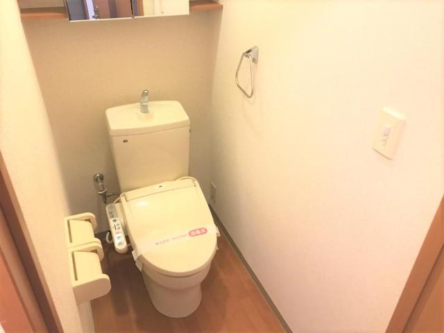 プレッソリーバ シャワー付トイレ