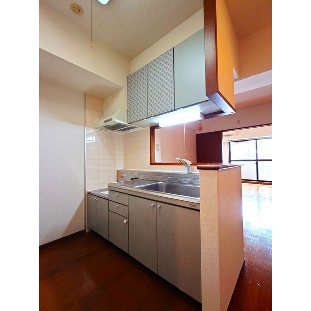 ＹＡＹＯＩ　ＣＯＵＲＴ0808号室 キッチン