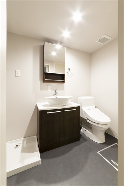 アンビエンテ千葉ＷＥＳＴ館1階 デザイン洗面台