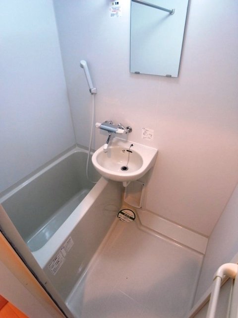 ＳＩＮ-Ｃｉｔｙ東陽町601号室 同建物別部屋の参考画像