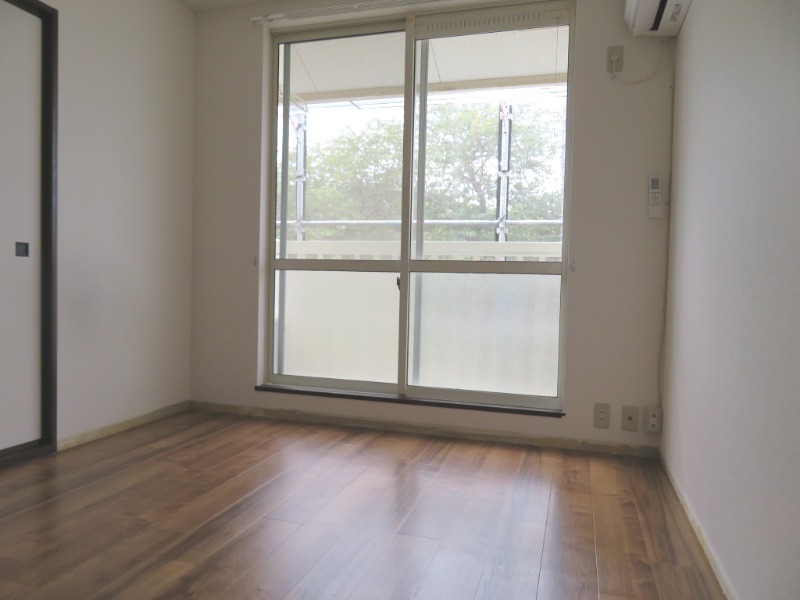 クレスト藤沢参番館1階 ＊別号室の写真となります。