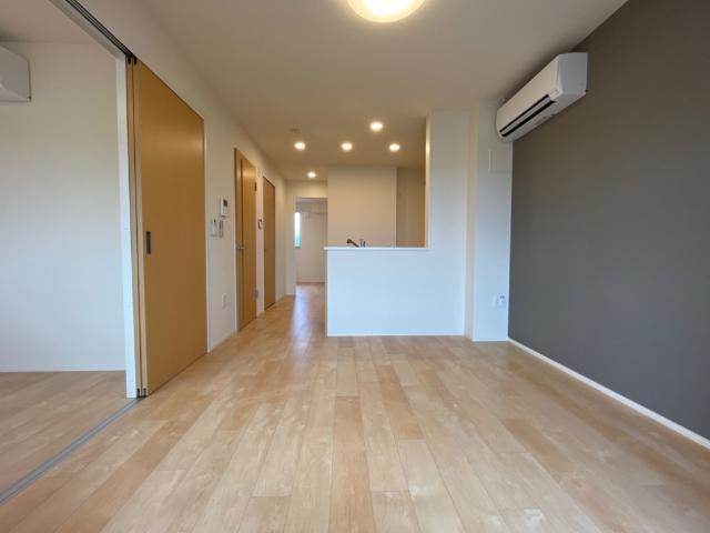 サンリット・ビラ　参番館 リビング