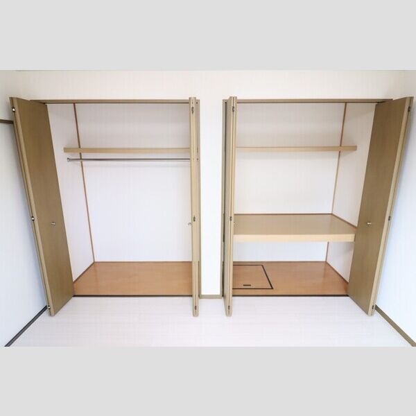 ルミエール　Ⅱ102号室 収納