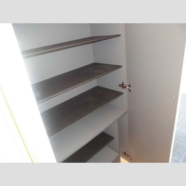 ラ・フォンテ花崎 シューズボックス