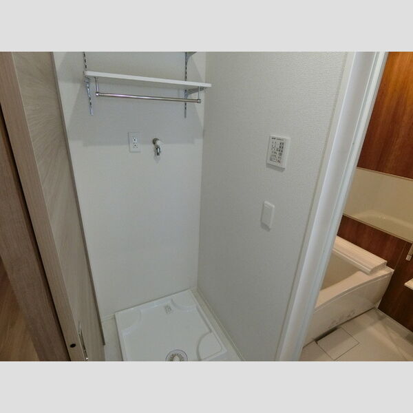 セレスティア柴又Ⅲ101号室 洗濯機置場